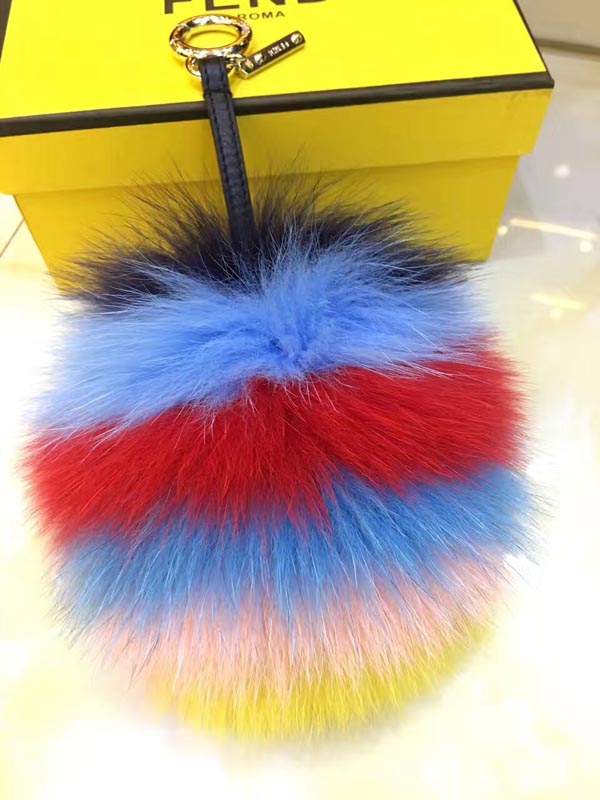 2017SS フェンディスーパーコピー 絶対欲しい*POMPOM CHARM*ポンポン バッグチャーム